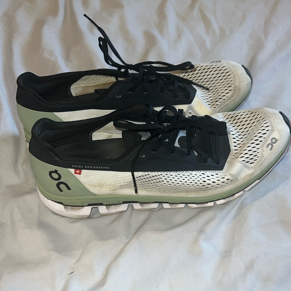 On cloud Cloud Boom size 10